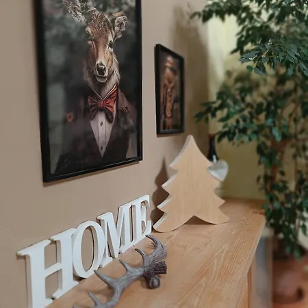 L'escale Gourmande * Hatrival